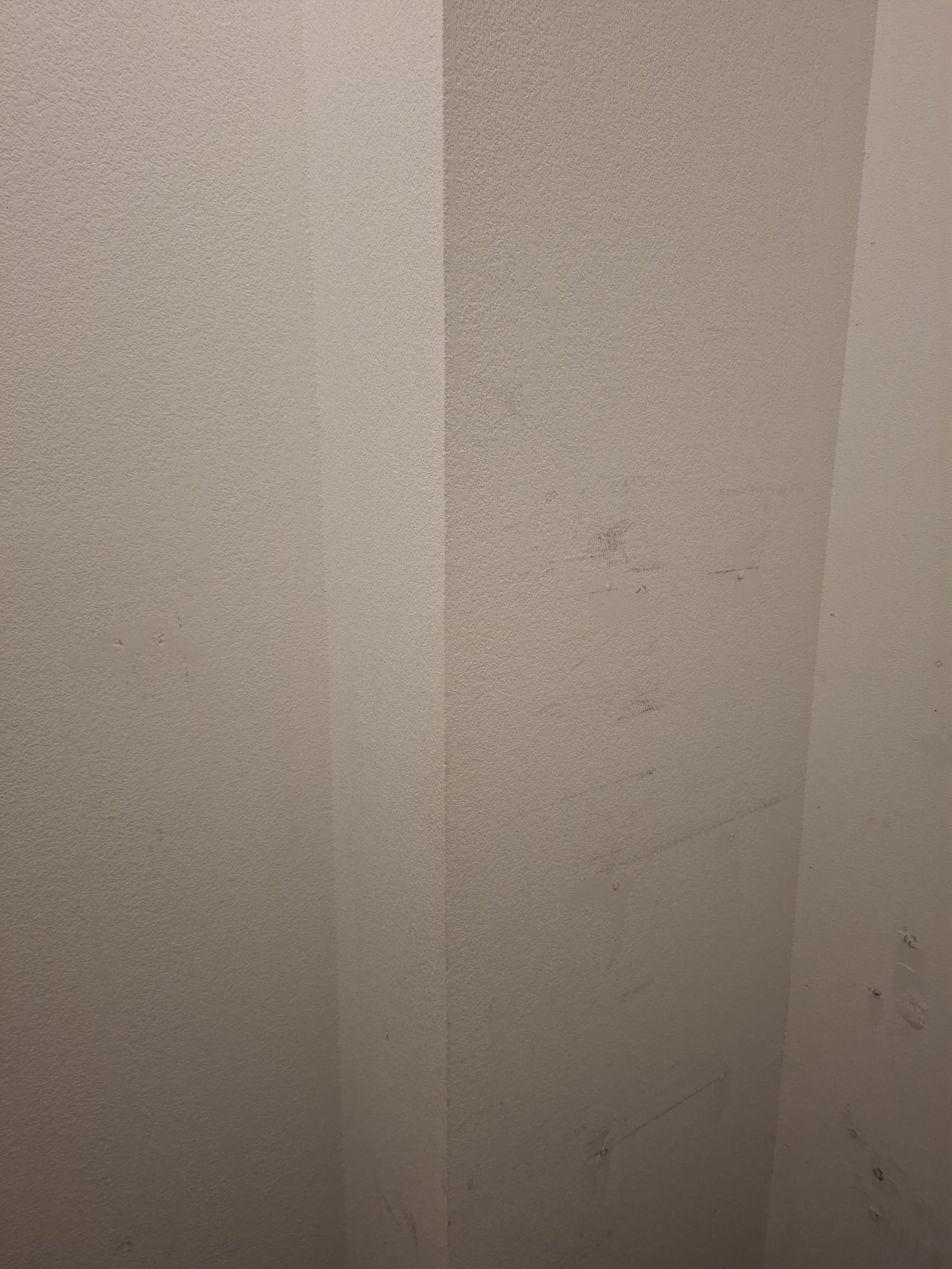 Débarras réalisé par Farah Débarras