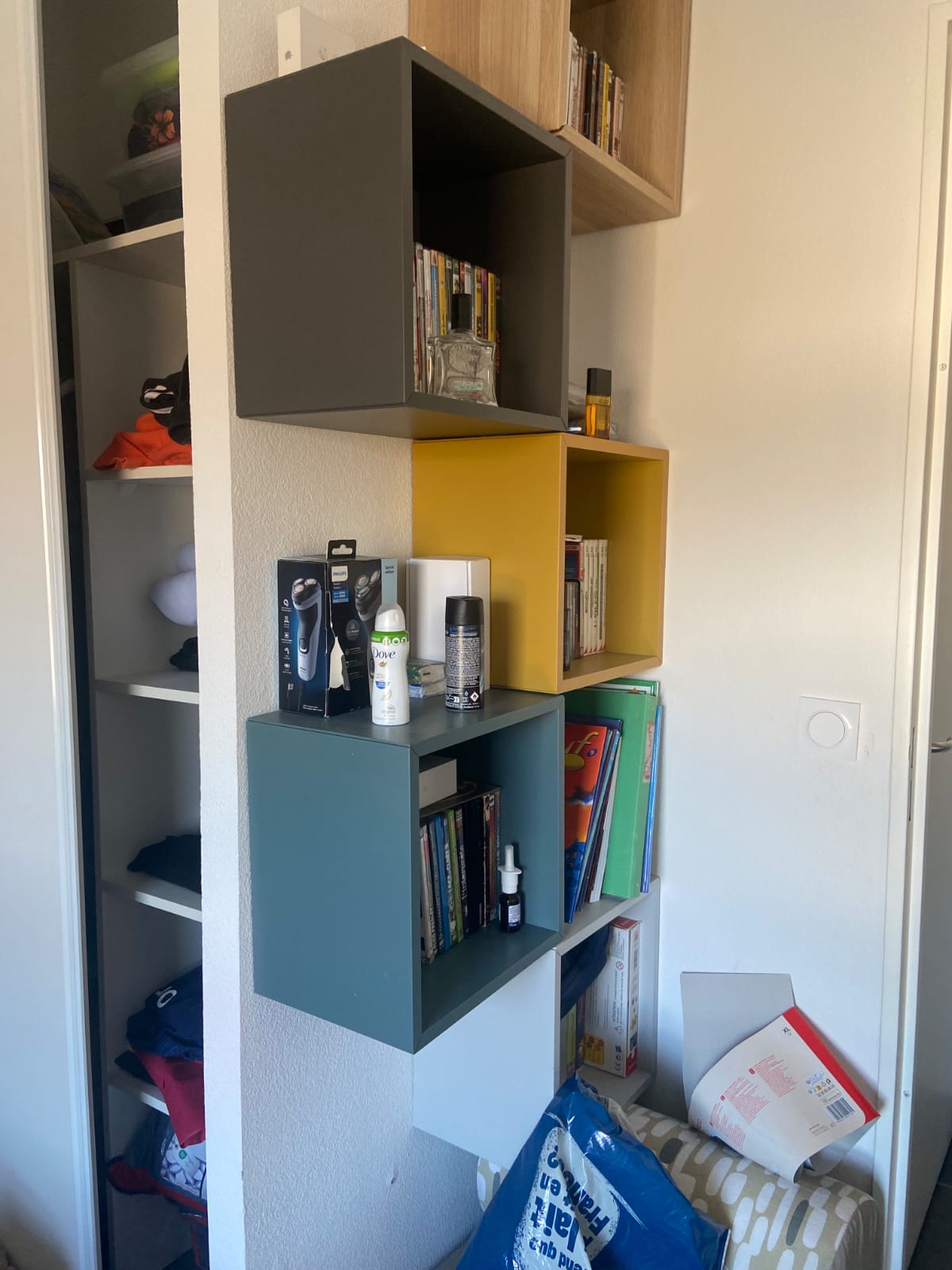 Débarras réalisé par Farah Débarras