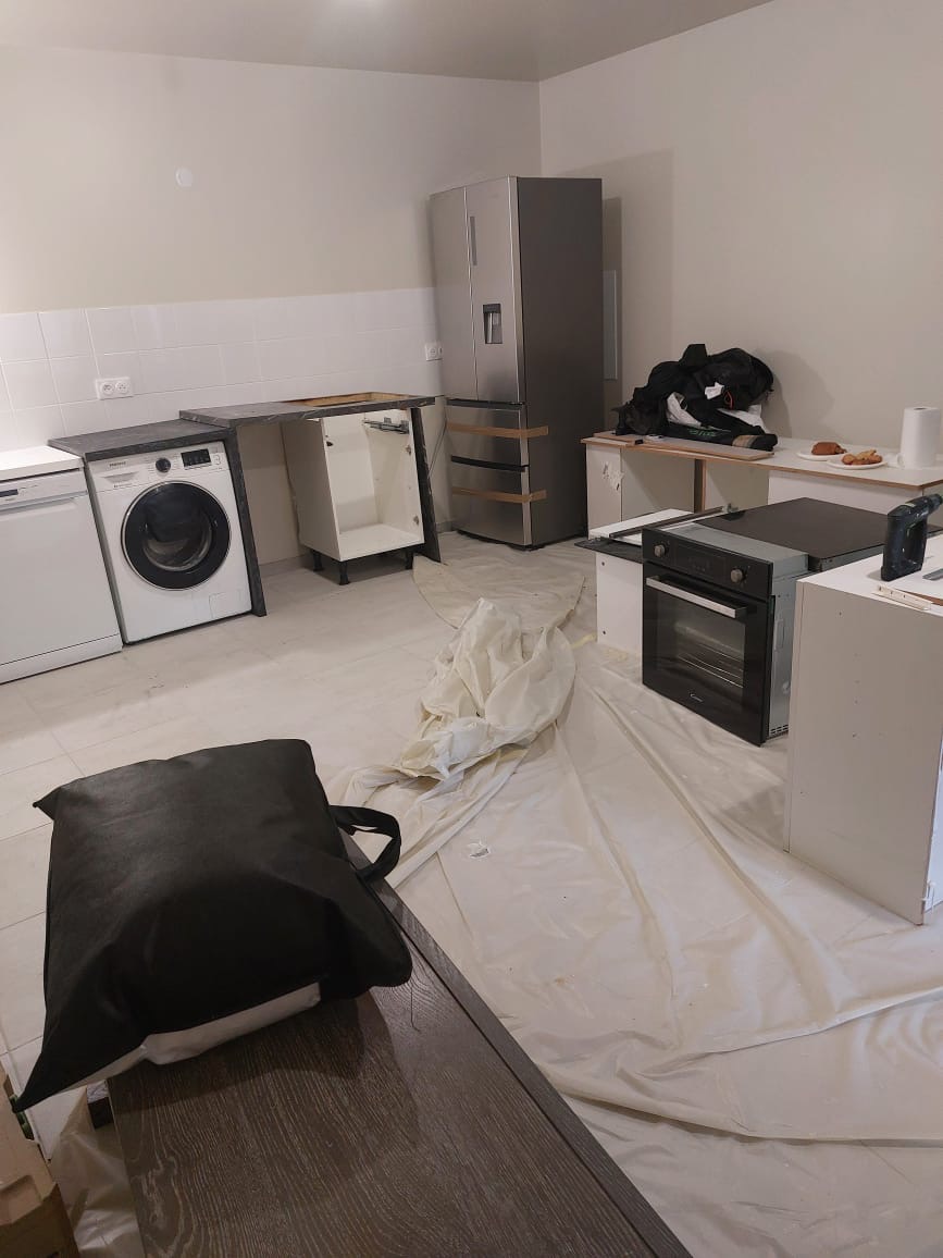 Débarras réalisé par Farah Débarras